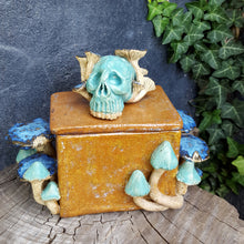 Load image into Gallery viewer, Mystic Mycelium Keepsake Box
