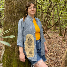 Load image into Gallery viewer, Folk Singin’ Animals Patched Button Down Shirt, Medium