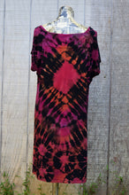 Load image into Gallery viewer, Ruby Diamond Rayon Short Sleeved Dress, Size Extra Large