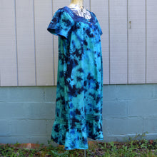 Load image into Gallery viewer, Earthy Blues Denim Short Sleeve Dress, Size 1X
